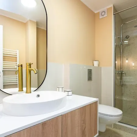 Prestige 2bdr With View In Romana *