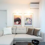 Apartman Prestige 2bdr With View In Romana Bukarest