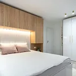 Prestige 2bdr With View In Romana * Bukarest