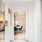 Prestige 2bdr With View In Romana Apartman Bukarest