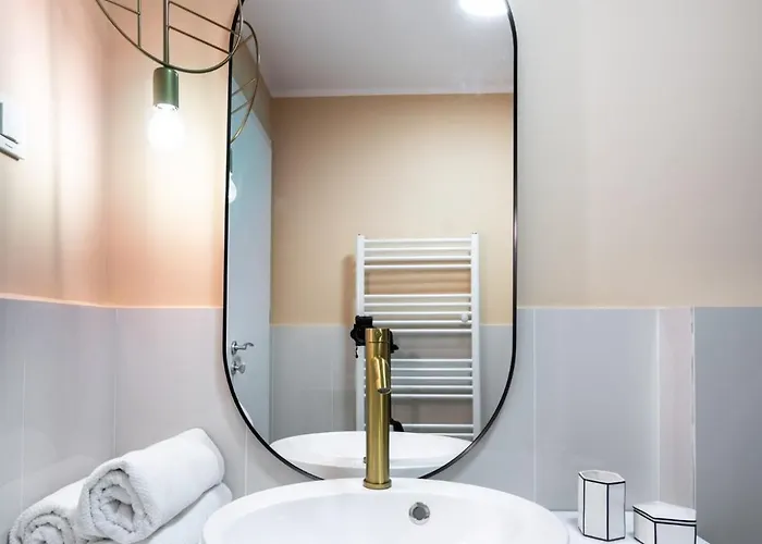 Appartement Prestige 2bdr With View In Romana