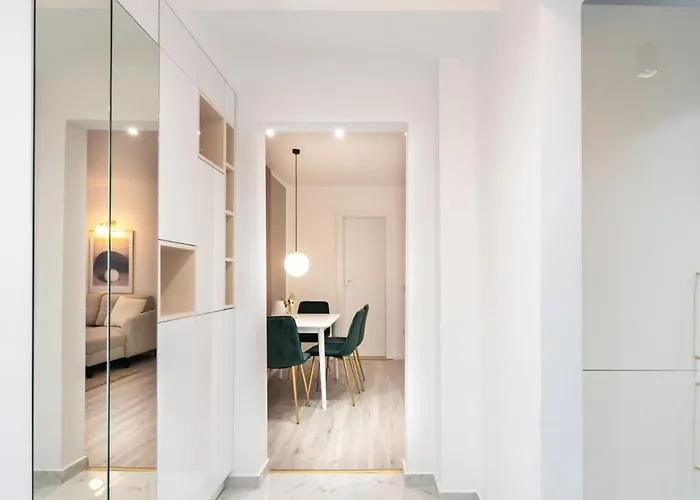 Prestige 2bdr With View In Romana Διαμέρισμα Βουκουρέστι