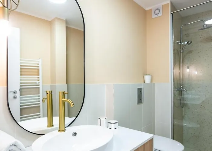 Prestige 2bdr With View In Romana *